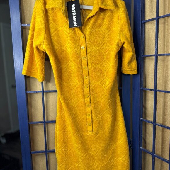 Waydamin  Golden Yellow Terrycloth Button-Up Romper XS NWT - Picture 1 of 6